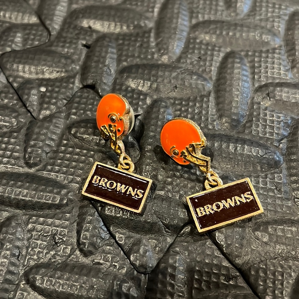 Cleveland  Browns NFL Enamel Earrings Peter David